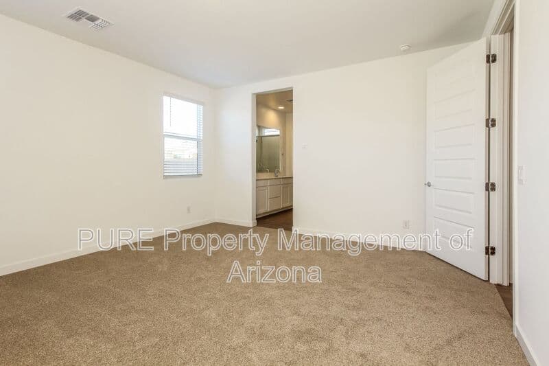 Phoenix House: 9524 W Flower St