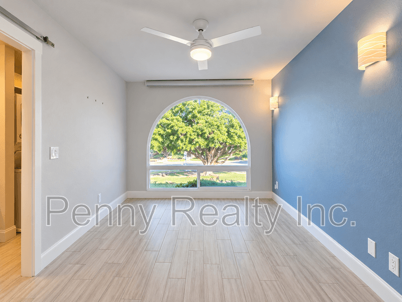 Carlsbad Condo: 6575 Paseo Del Norte