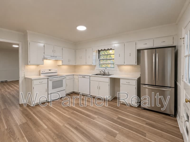 Lithonia House: 3738 Salem Trl