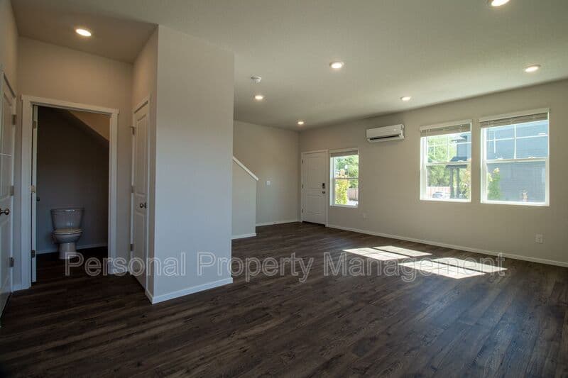 Vancouver Townhome: 12608 NE 115th Way