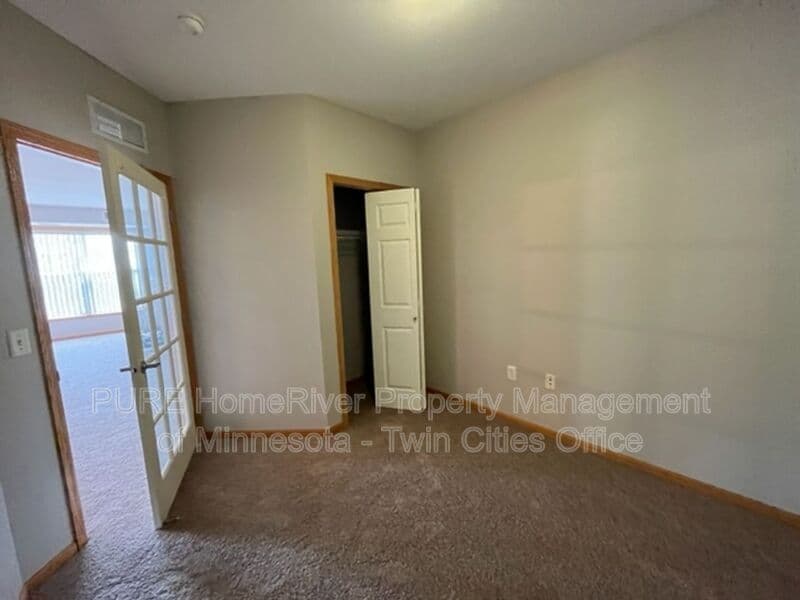Saint Paul Condo: 1800 Graham Ave