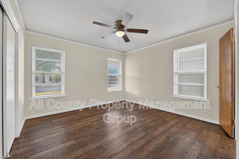 Haltom City House: 5016 Sabelle Lane