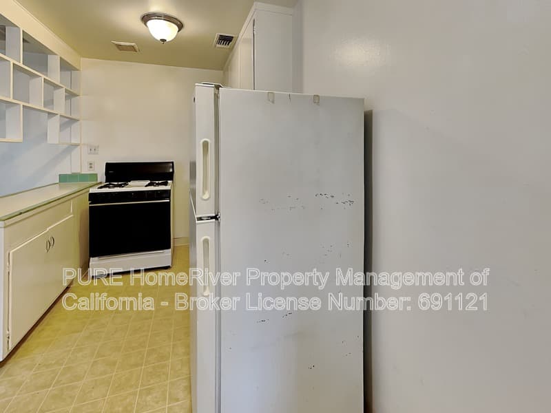 Sacramento Condo: 2957 Howe Ave
