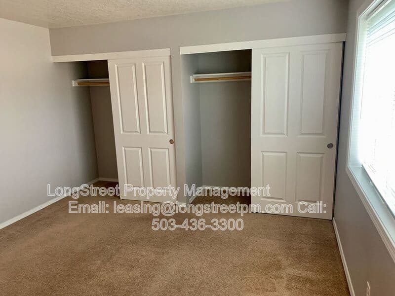 Portland Condo: 8324 SE Rhine St