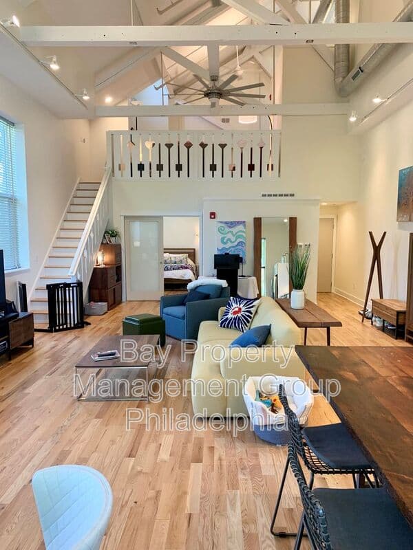Wyndmoor Condo: 1400 E Willow Grove Ave