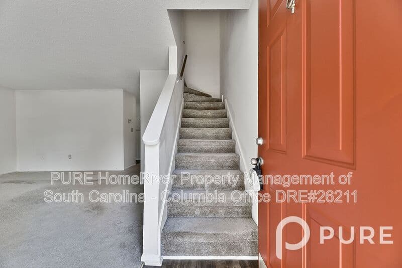 West Columbia House: 1290 Hulon Circle