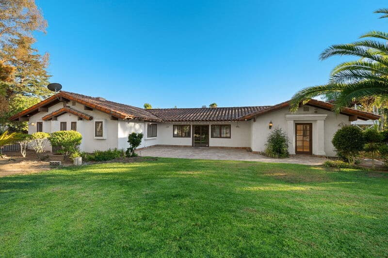 San Diego House: 18714 Bernardo Trails Dr
