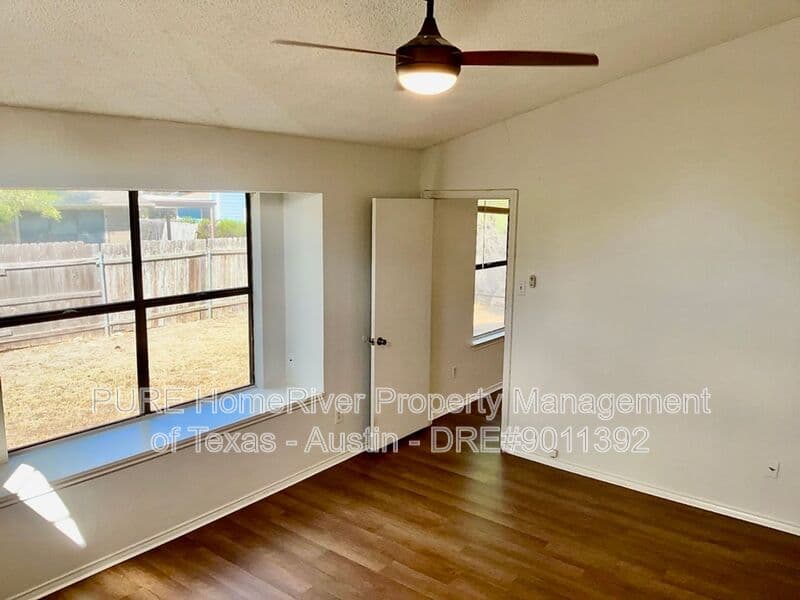 Cedar Park House: 3002 Cottonweed Trl
