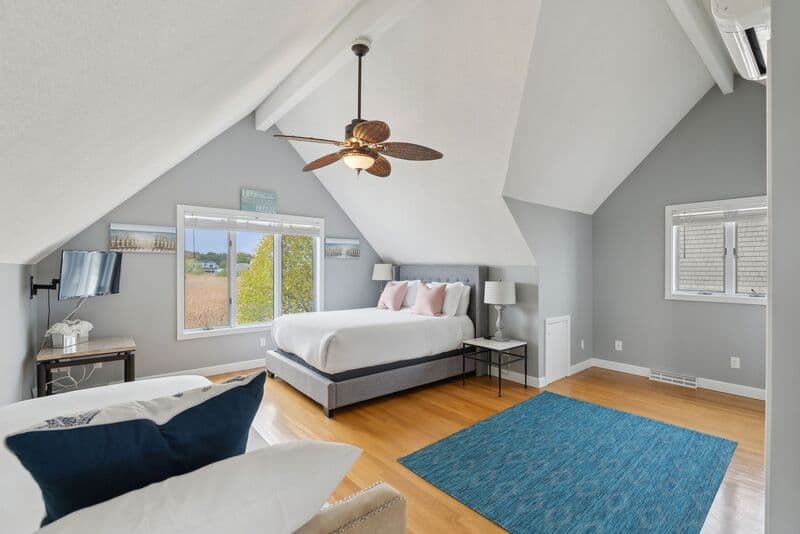 Wells House: 572 Ocean Avenue