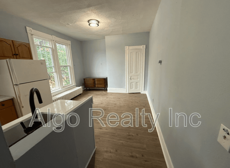 Saint Paul Condo: 359 Maria Avenue - 3