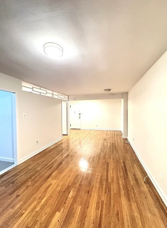 Brooklyn Condo: 415 Beverley Rd