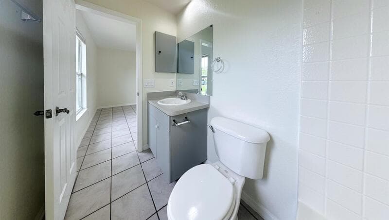 Englewood Condo: 9272 Anita Avenue