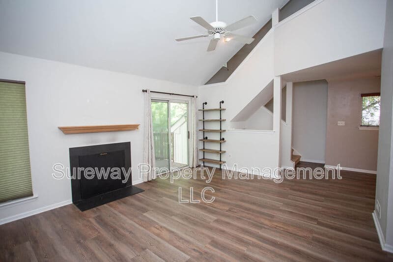 Marlton Condo: 175 Woodlake Dr