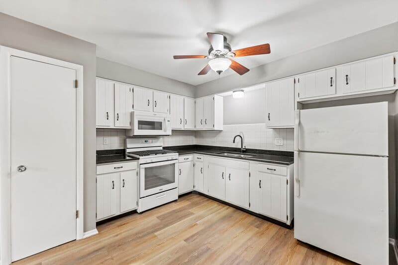 Rockford Condo: 3111 Jacqueline Drive - 2