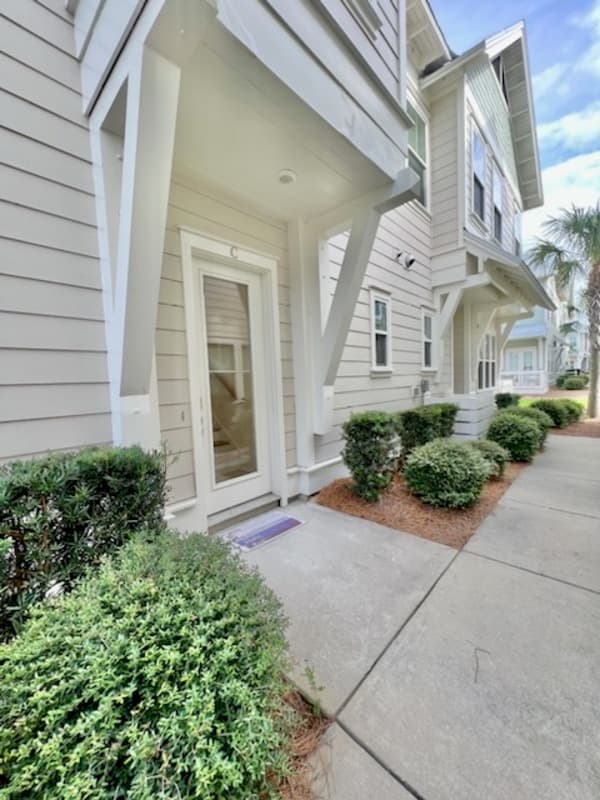 Watersound House: 15 East Milestone Drive