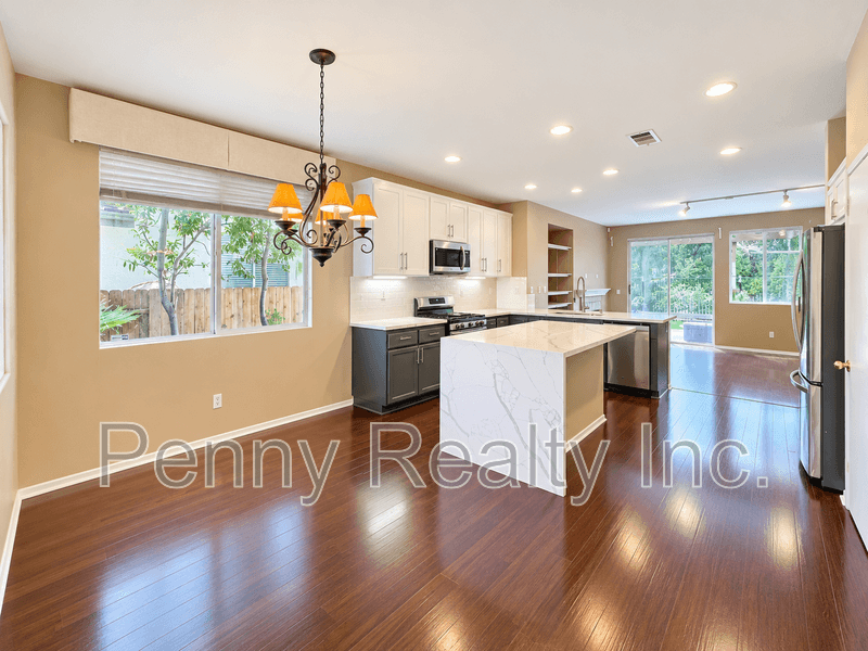 San Diego House: 4907 Wheelhouse Dr.