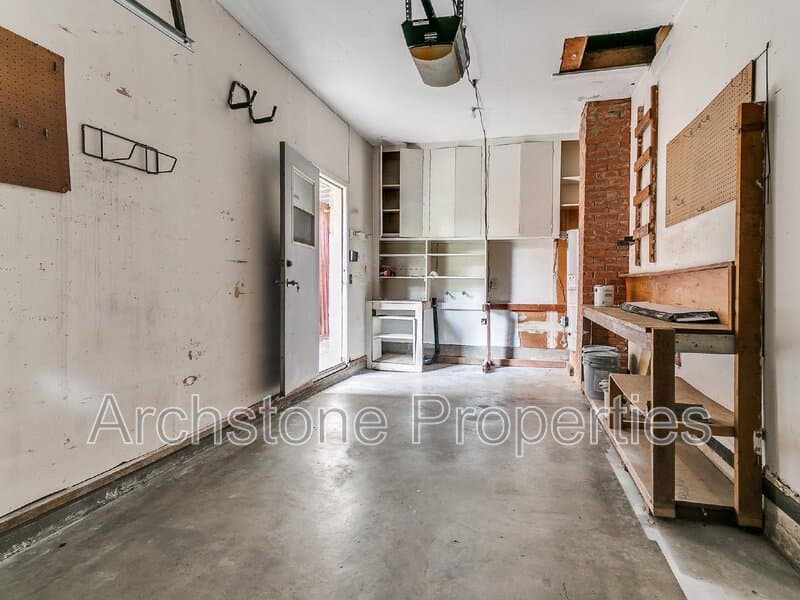 Oklahoma City House: 2617 Northwest 37th Street