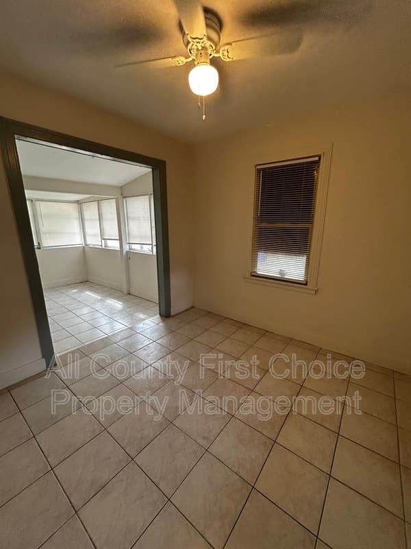 St. Petersburg House: 3821 18th St. N
