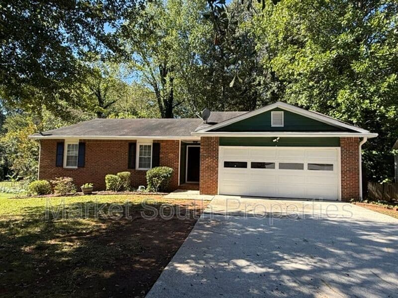 STONE MOUNTAIN House: 1239 AUTUMN HILL LANE
