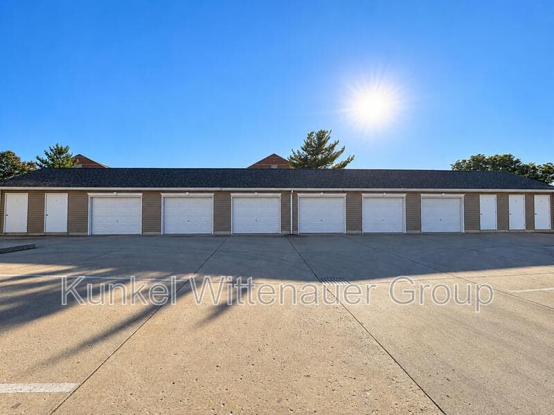 Mascoutah Condo: 704 Fountain View A-H