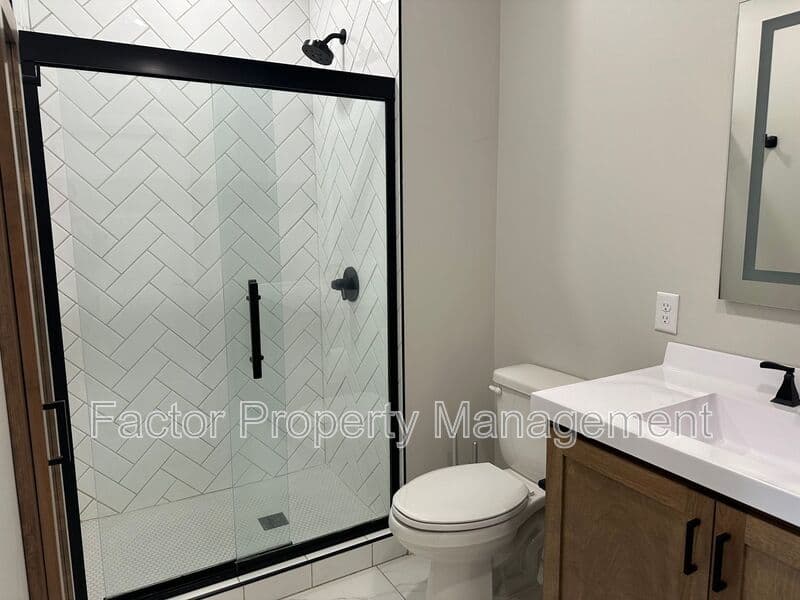 North Mankato Condo: 235 Belgrade Ave