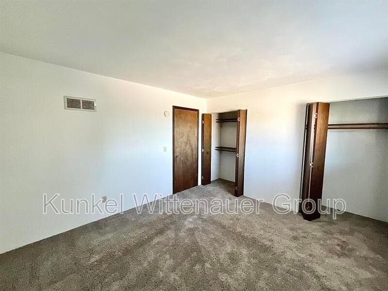 O'Fallon Condo: 445-7 Ponderosa Ave