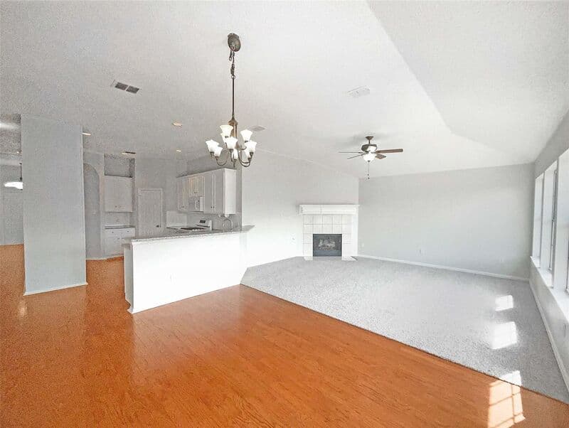 Lewisville House: 1216 Longhorn Dr