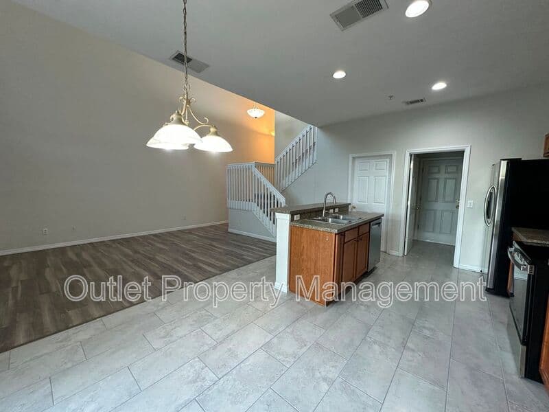 Orlando Townhome: 6114 Chapledale Drive