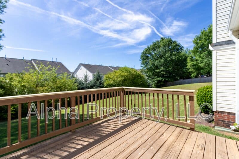 Greer House: 126 Cotter Lane