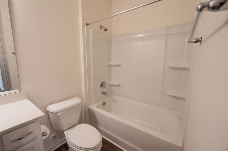 Richmond Hill House: 66 Rimmon Ct