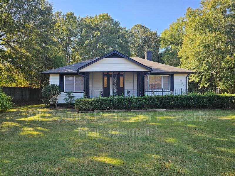 Athens House: 1965 Timothy Road