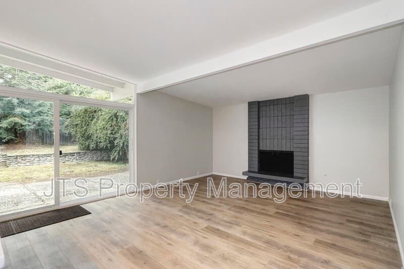 Citrus Heights House: 7676 Eastgate Avenue