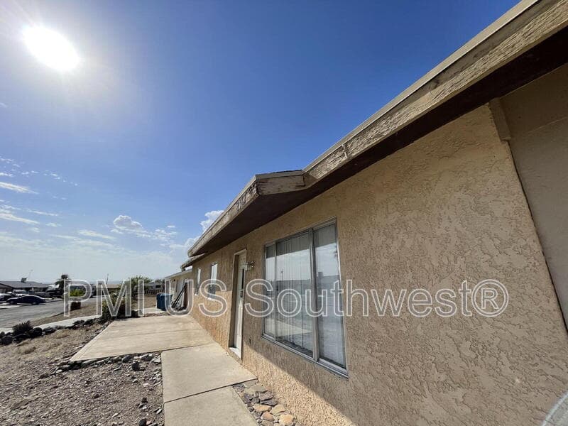 Lake Havasu City House: 2387 Alpine Dr