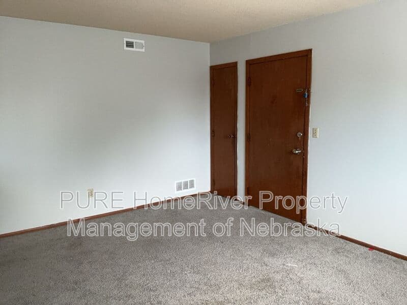 Omaha Condo: 4422 S 25th Street