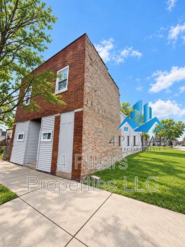 East Chicago Condo: 3904 Deodar Street