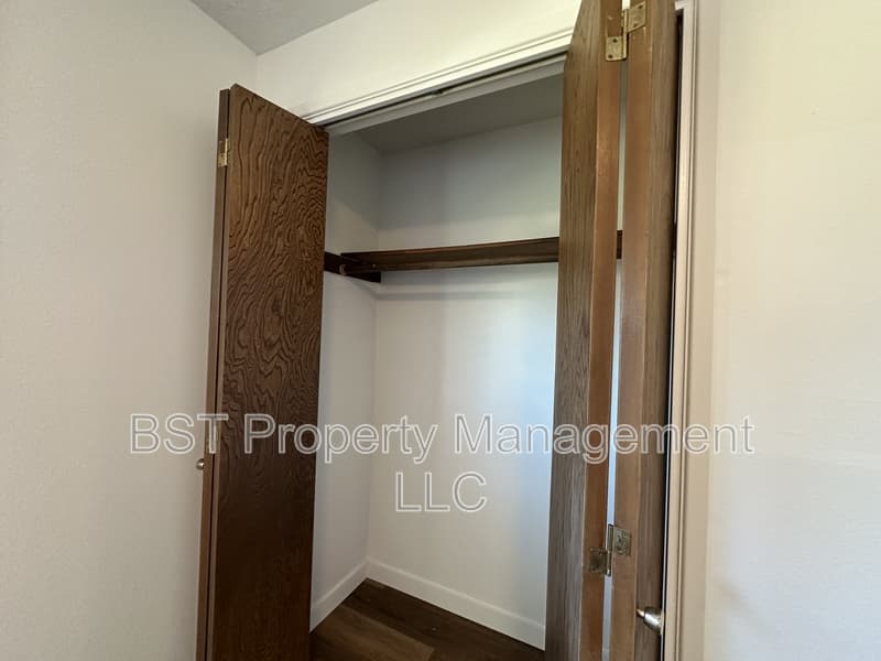 Mount Angel Condo: 740 North Main Street - 2