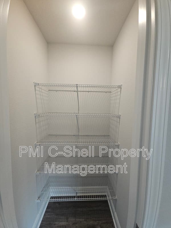 Pensacola House: 12115 Emerald Heights Ln