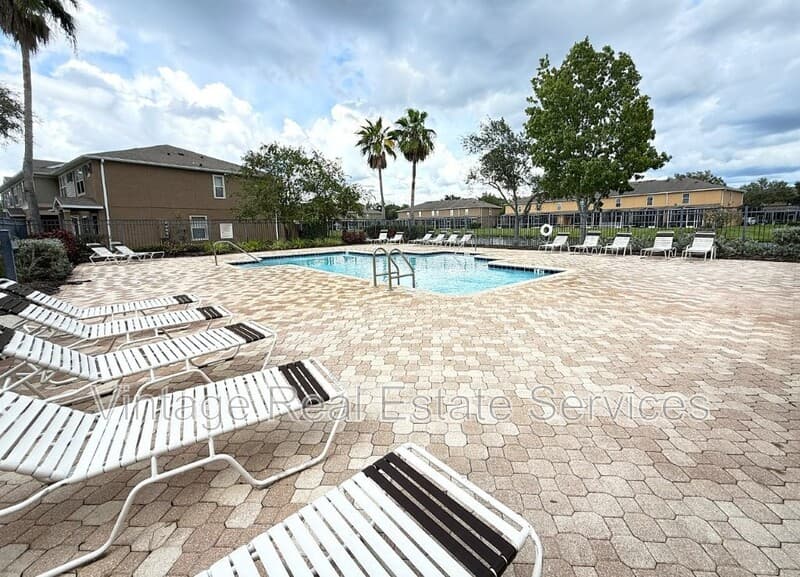 Riverview House: 12270 Foxmoor Peak Dr
