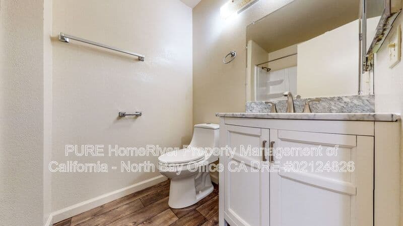 Santa Rosa House: 2436 Campbell Drive