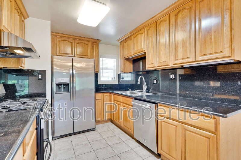 Sunnyvale Condo: 439 Glendale Avenue