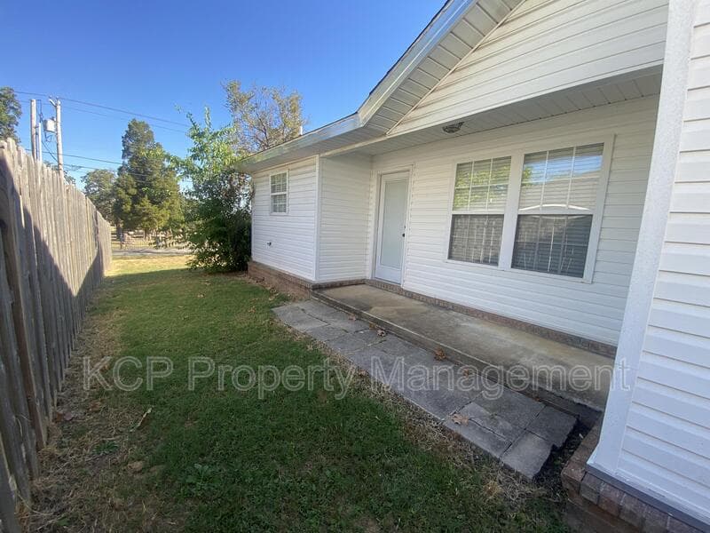 Fort Smith House: 2808 South O Street