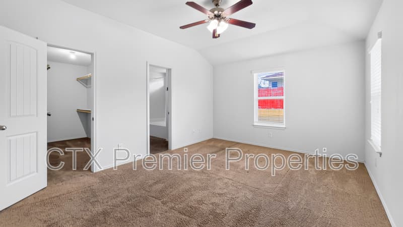 Killeen House: 7602 Oliver Loving Drive