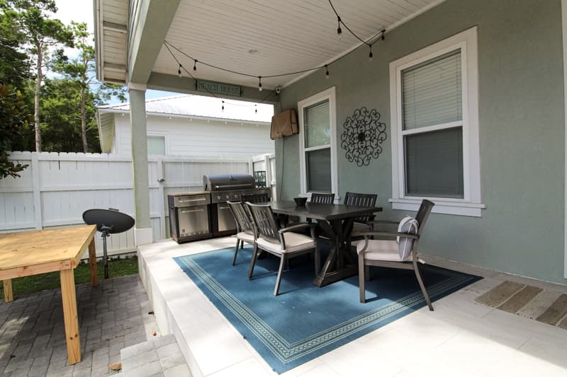 Miramar Beach House: 283 Lakeland Drive