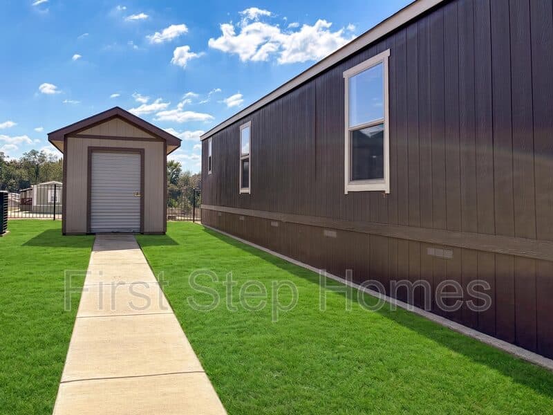 Tyler House: 1413 Cotopaxi St