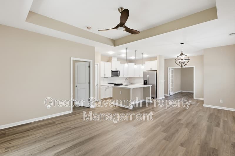 Pooler Townhome: 130 Danbury Court