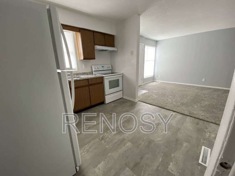 Des Moines House: 1332 E 37th St