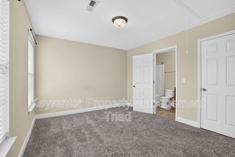 High Point House: 3779 Shadow Ridge Drive