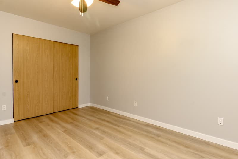 Graham Condo: 25807 87th Ave Ct E