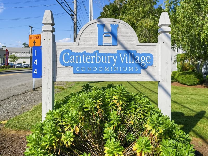 Taunton Condo: 144 Hart St