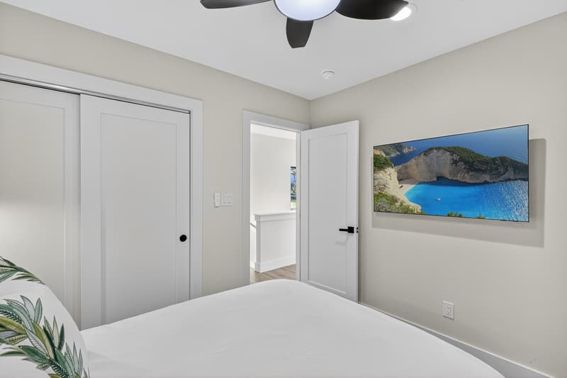 Horseshoe Bay House: 820 Broken Arrow